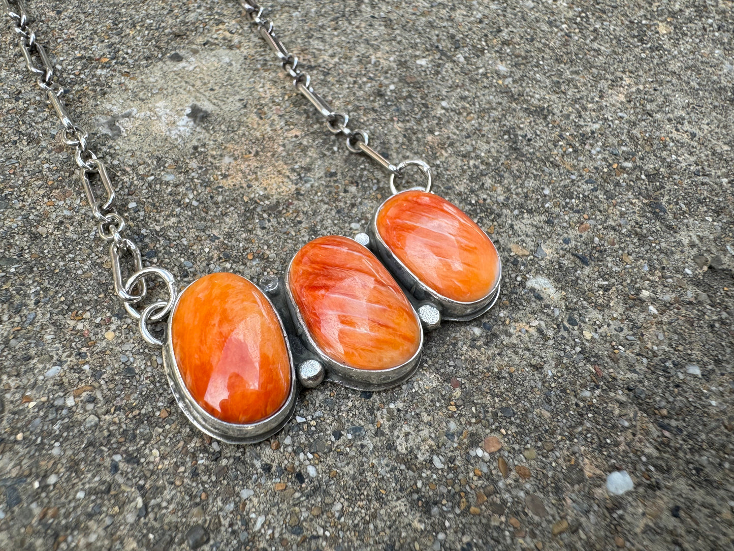 Spiny oyster bar necklace