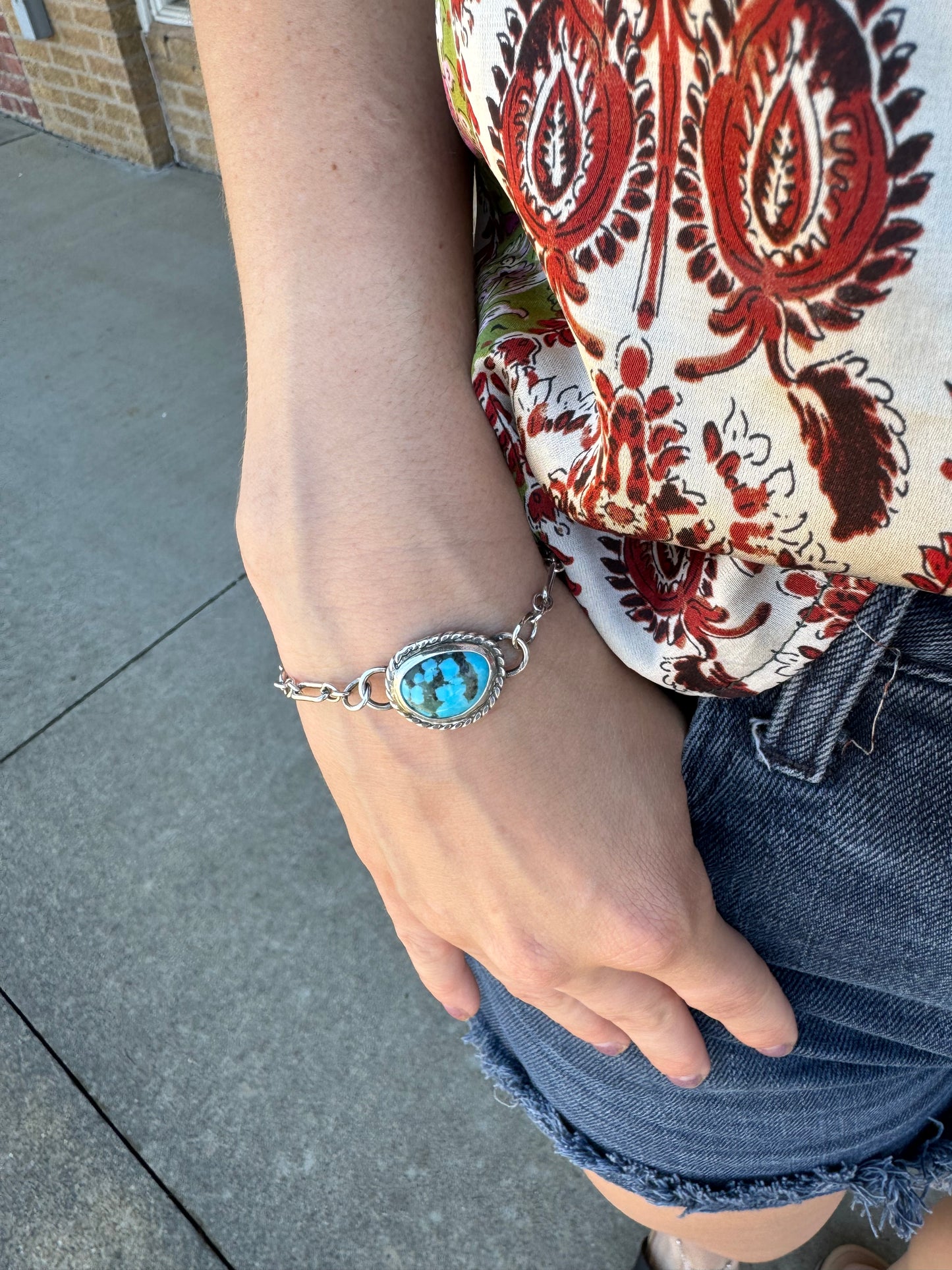 Blue turquoise toggle bracelet