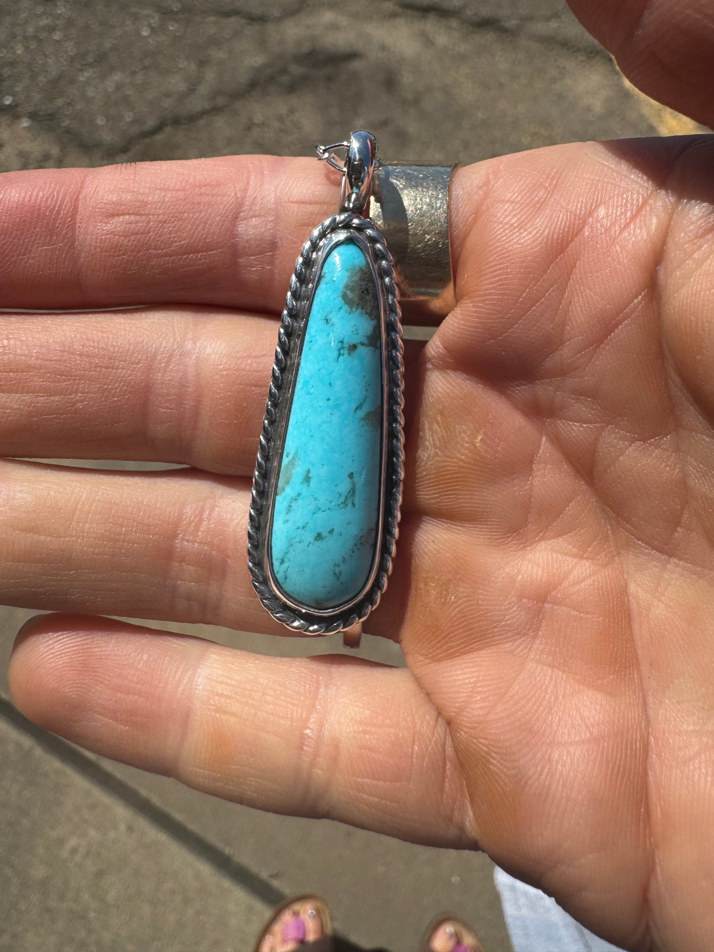 Bright blue Kingman turquoise necklace
