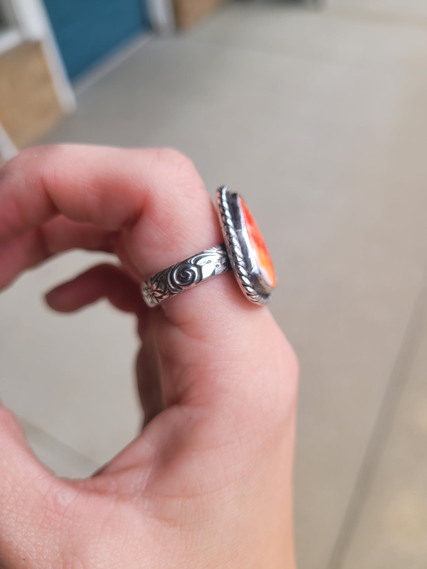 Spiny oyster ring size 7.5