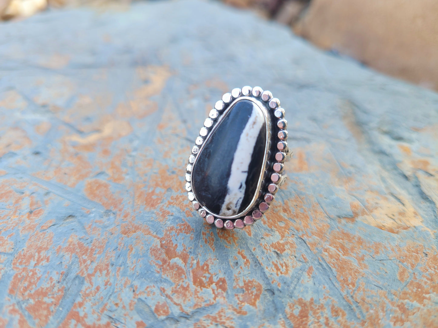 White Buffalo Turquoise ring size 6.25