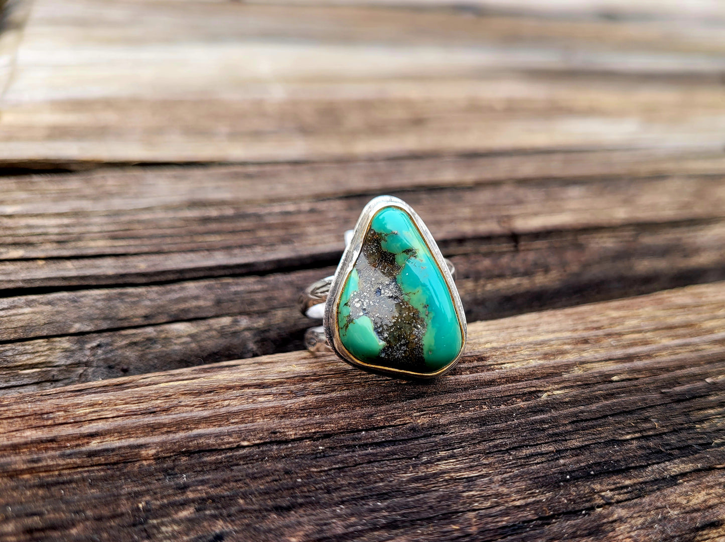 Kingman turquoise nugget ring size 9.5