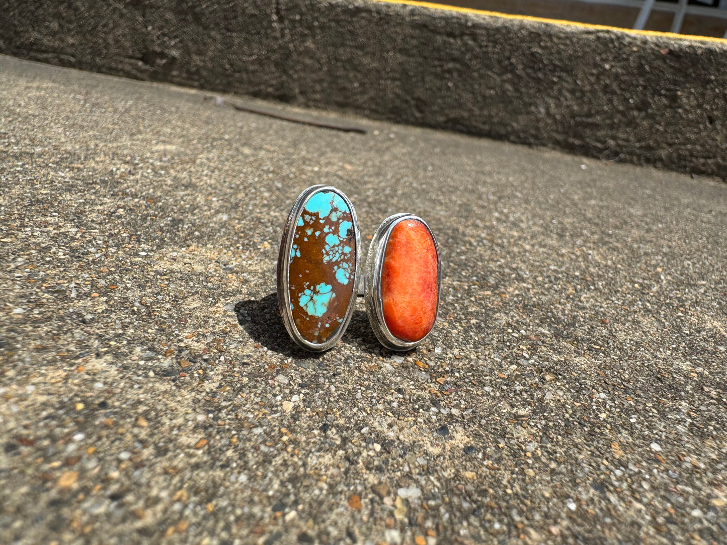 Spiny oyster and turquoise adjustable ring