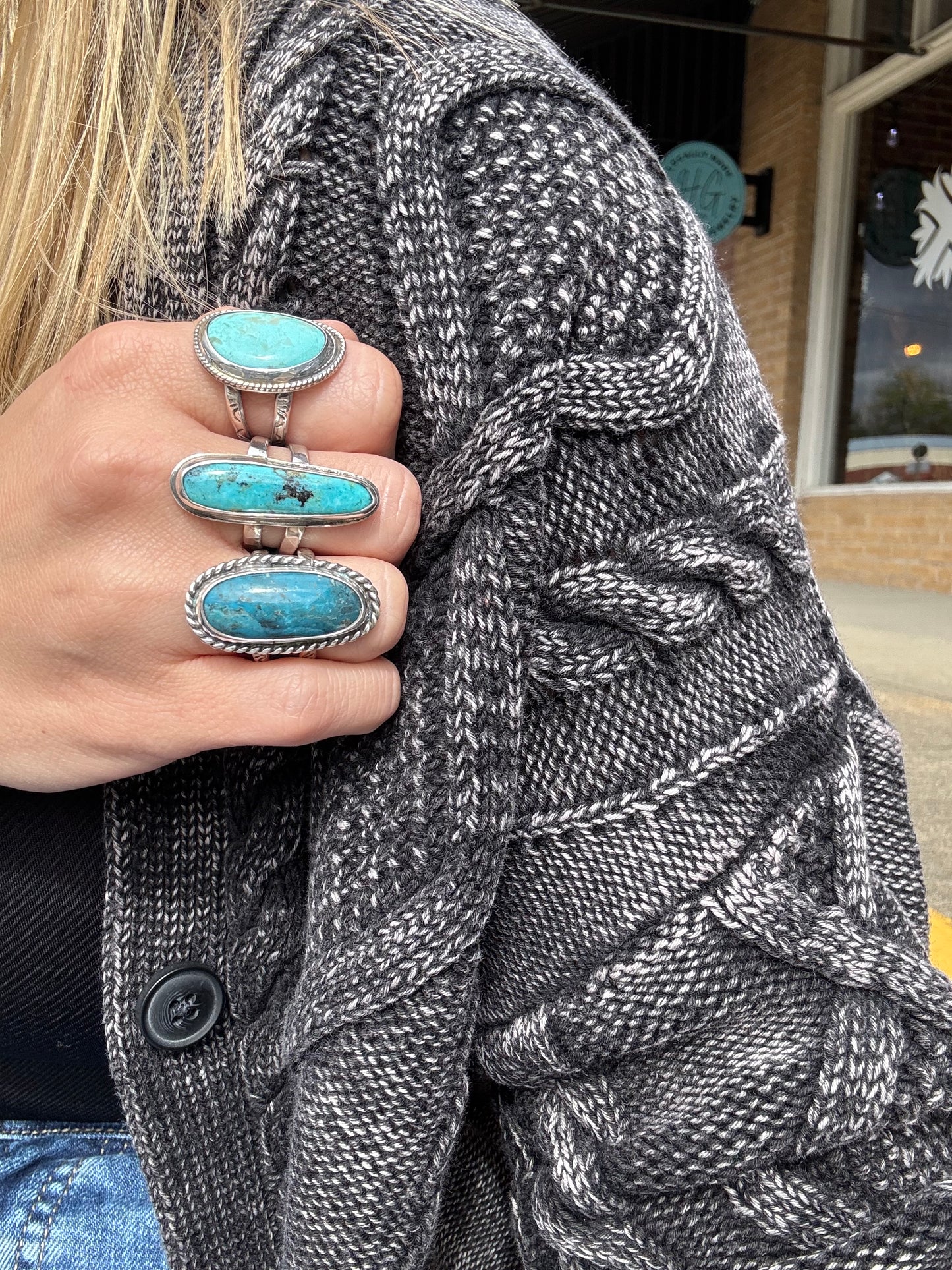 Dark blue Kingman turquoise ring size 6.5