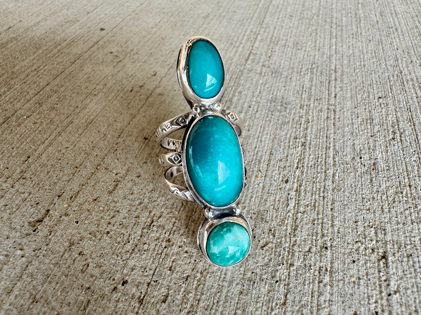 Three stone turquoise ring size 8