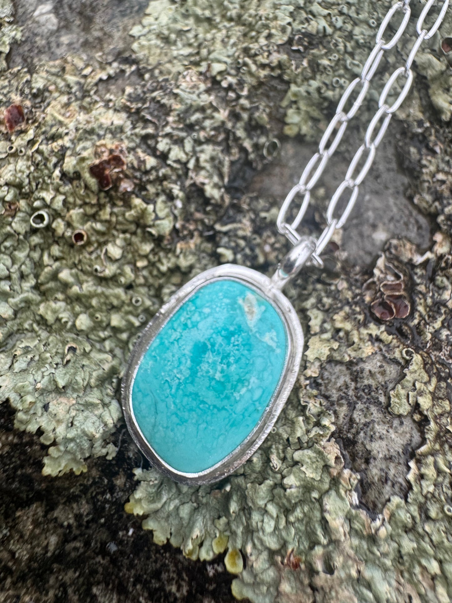 Bright blue dainty pendant