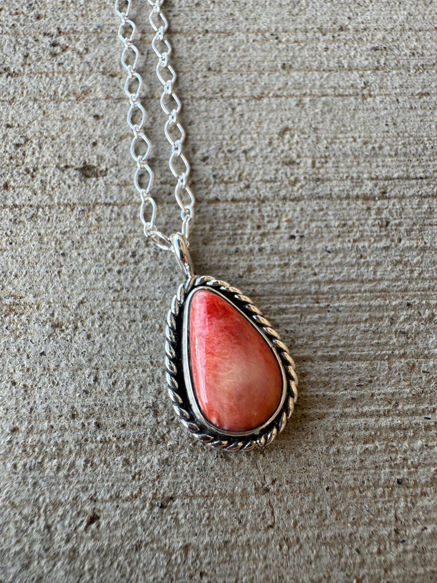 Red Spiny oyster necklace
