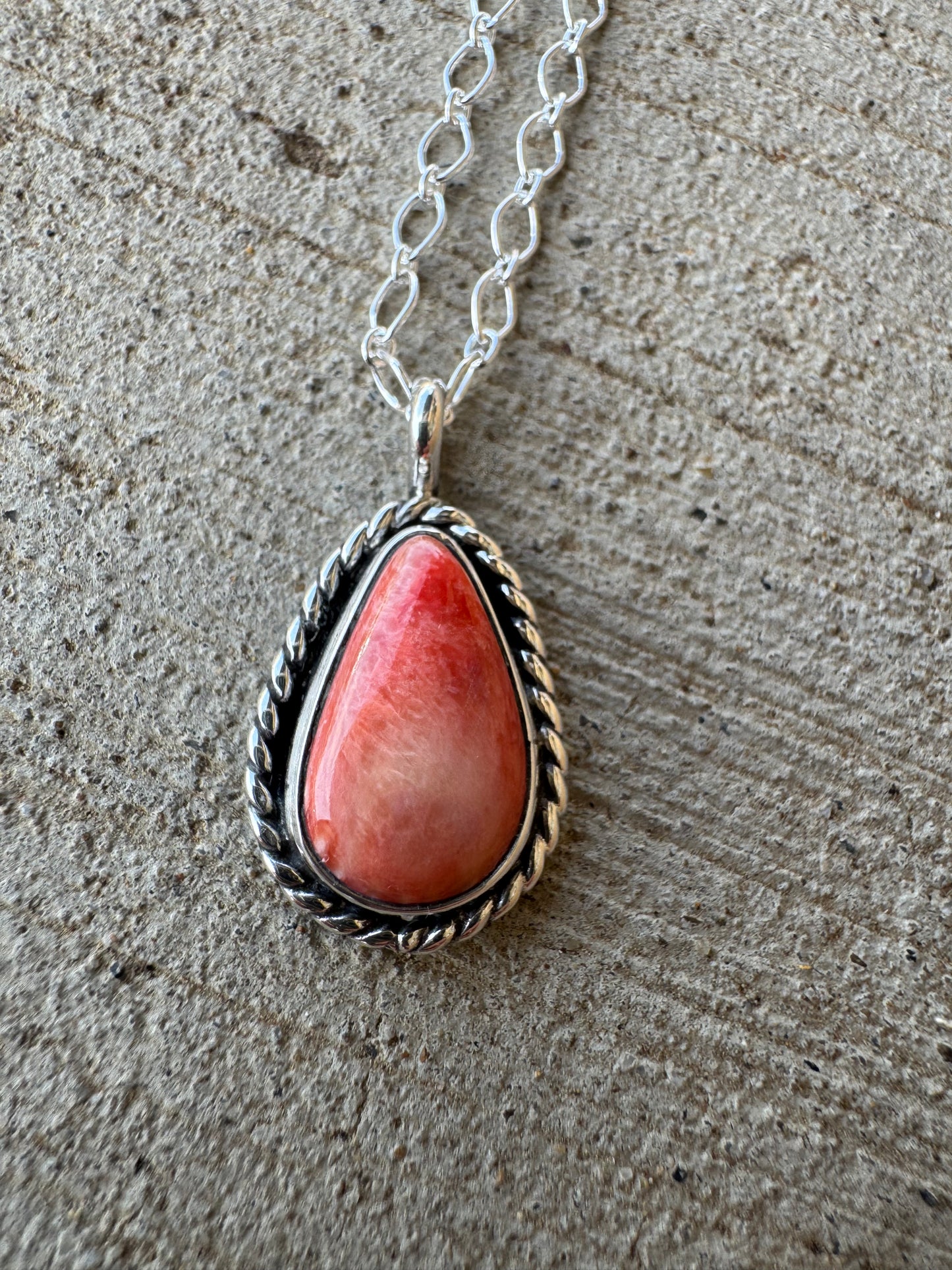 Red Spiny oyster necklace