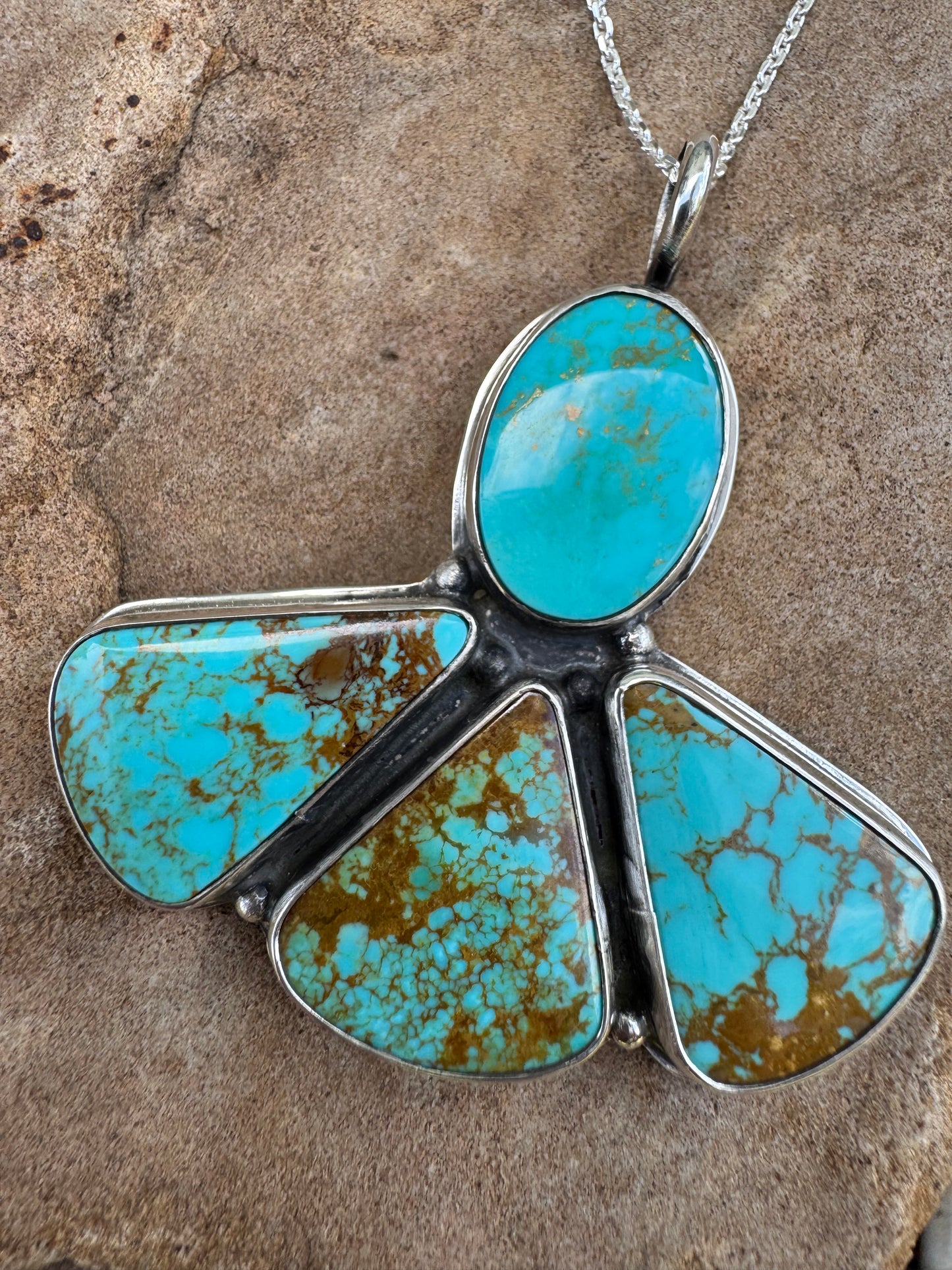 Kings Manassa Cluster Necklace