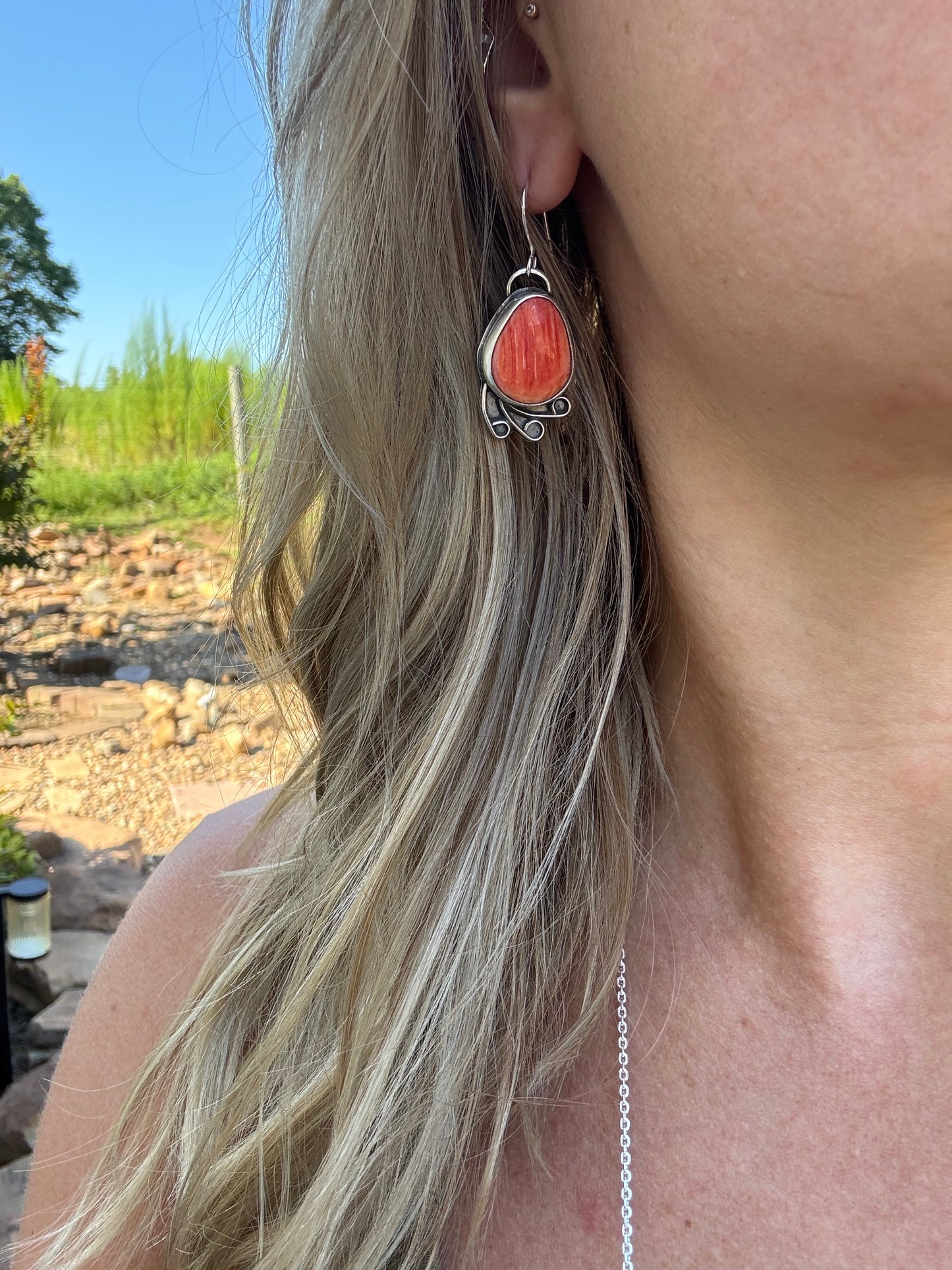 Spiny oyster earrings