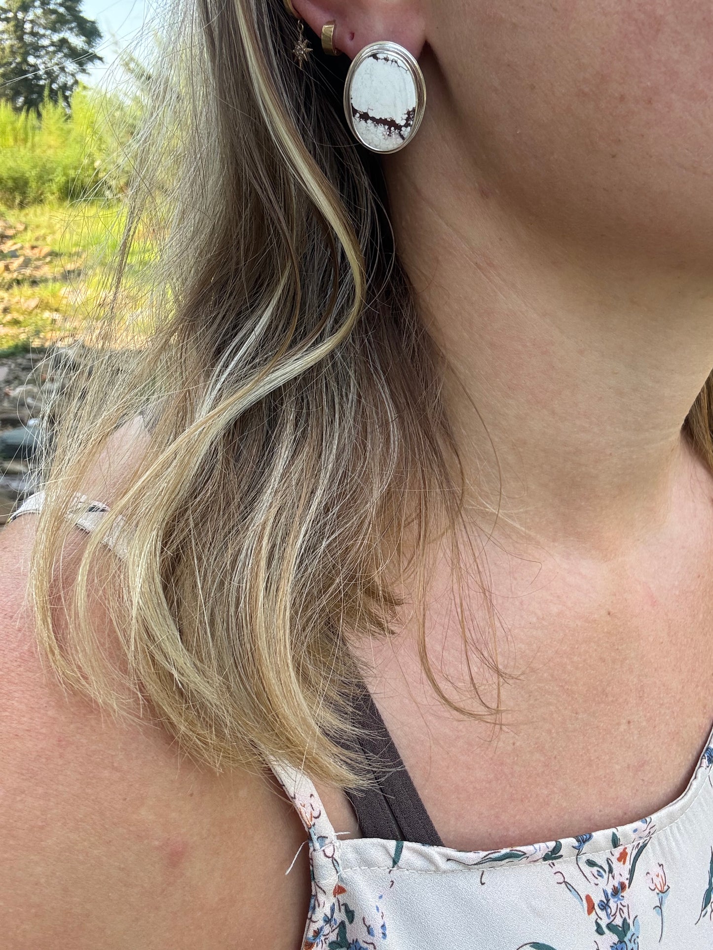 Wild horse magnesite post earrings
