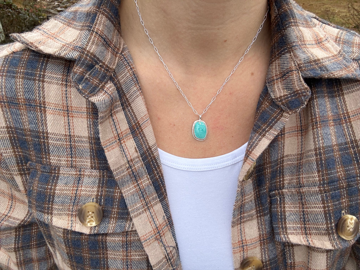 Bright blue dainty pendant