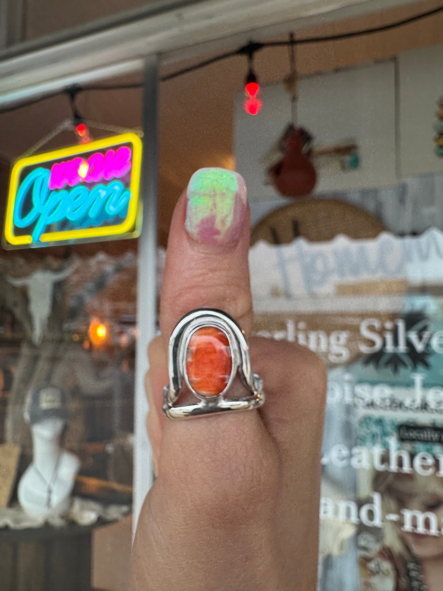 Spiny oyster Ring size 7