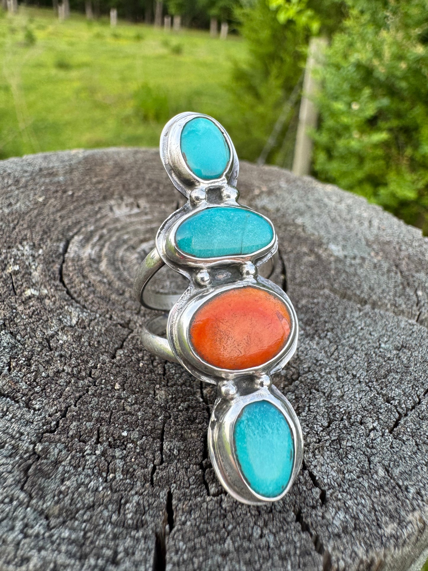 Turquoise and spiny oyster shell Ring size 9