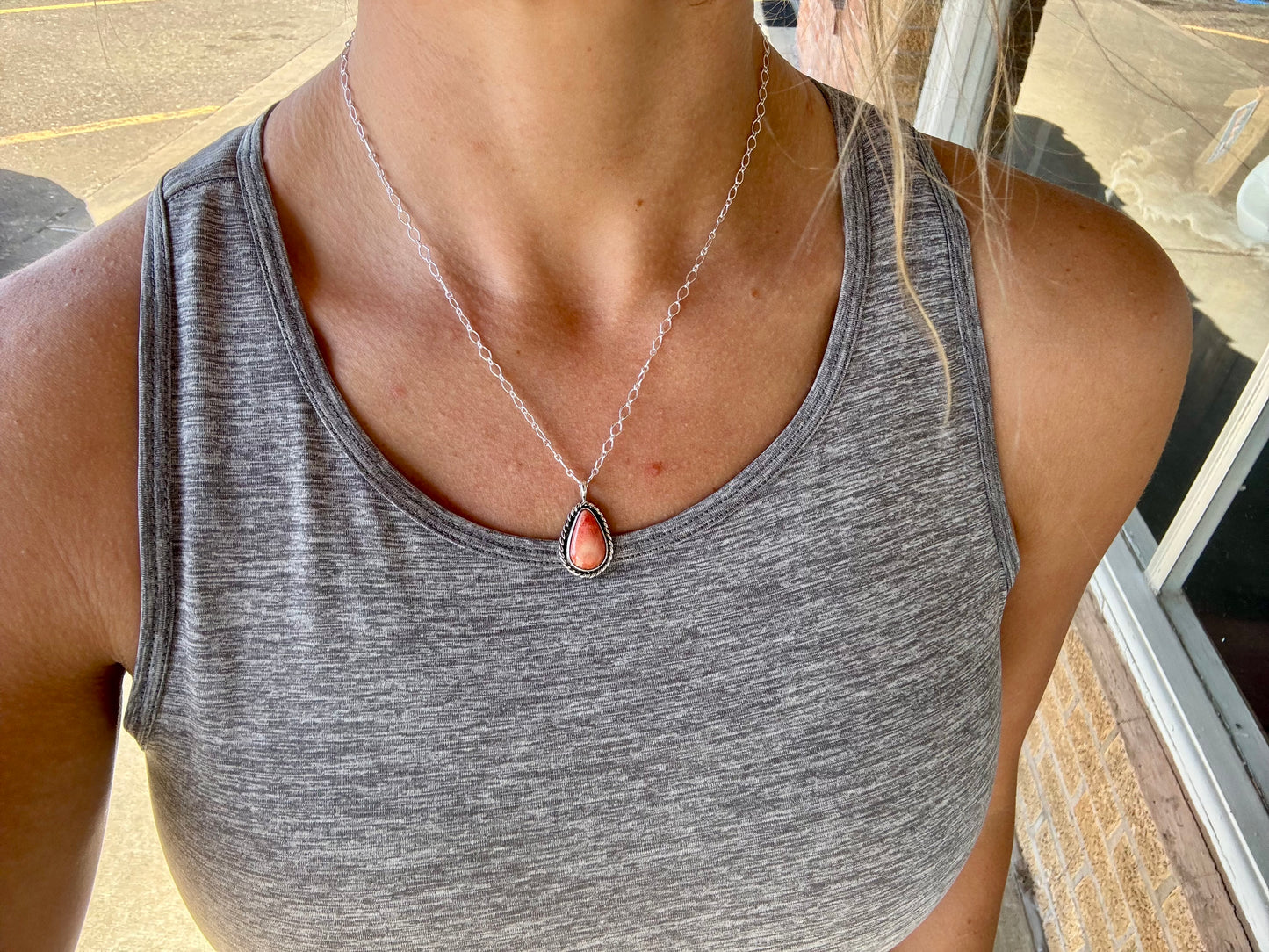 Red Spiny oyster necklace