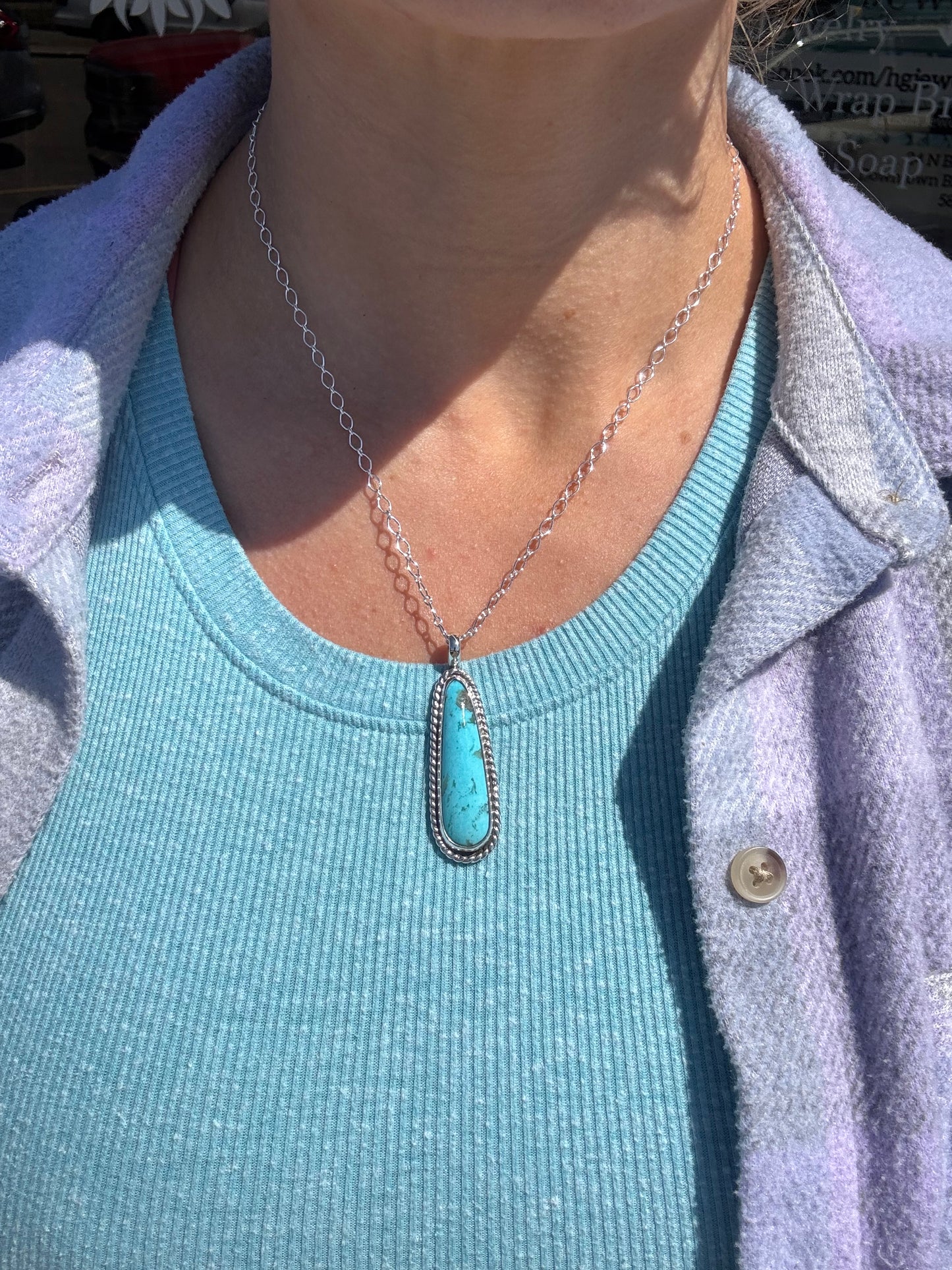 Bright blue Kingman turquoise necklace