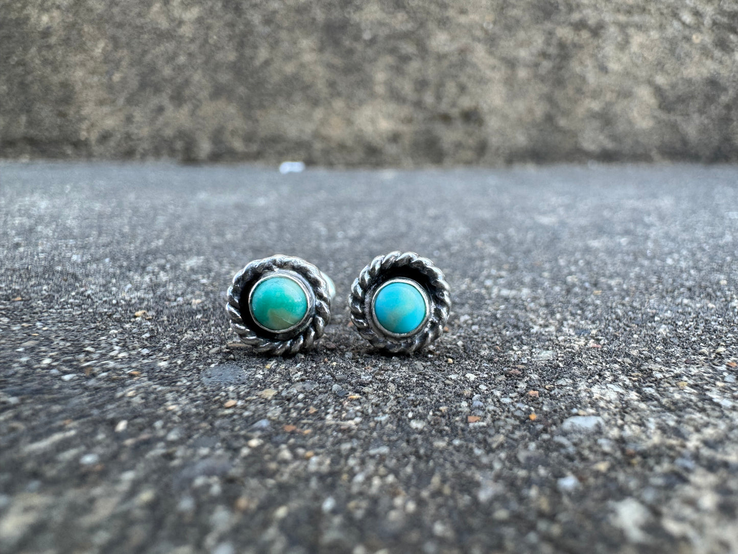 Mona Lisa turquoise Post earrings