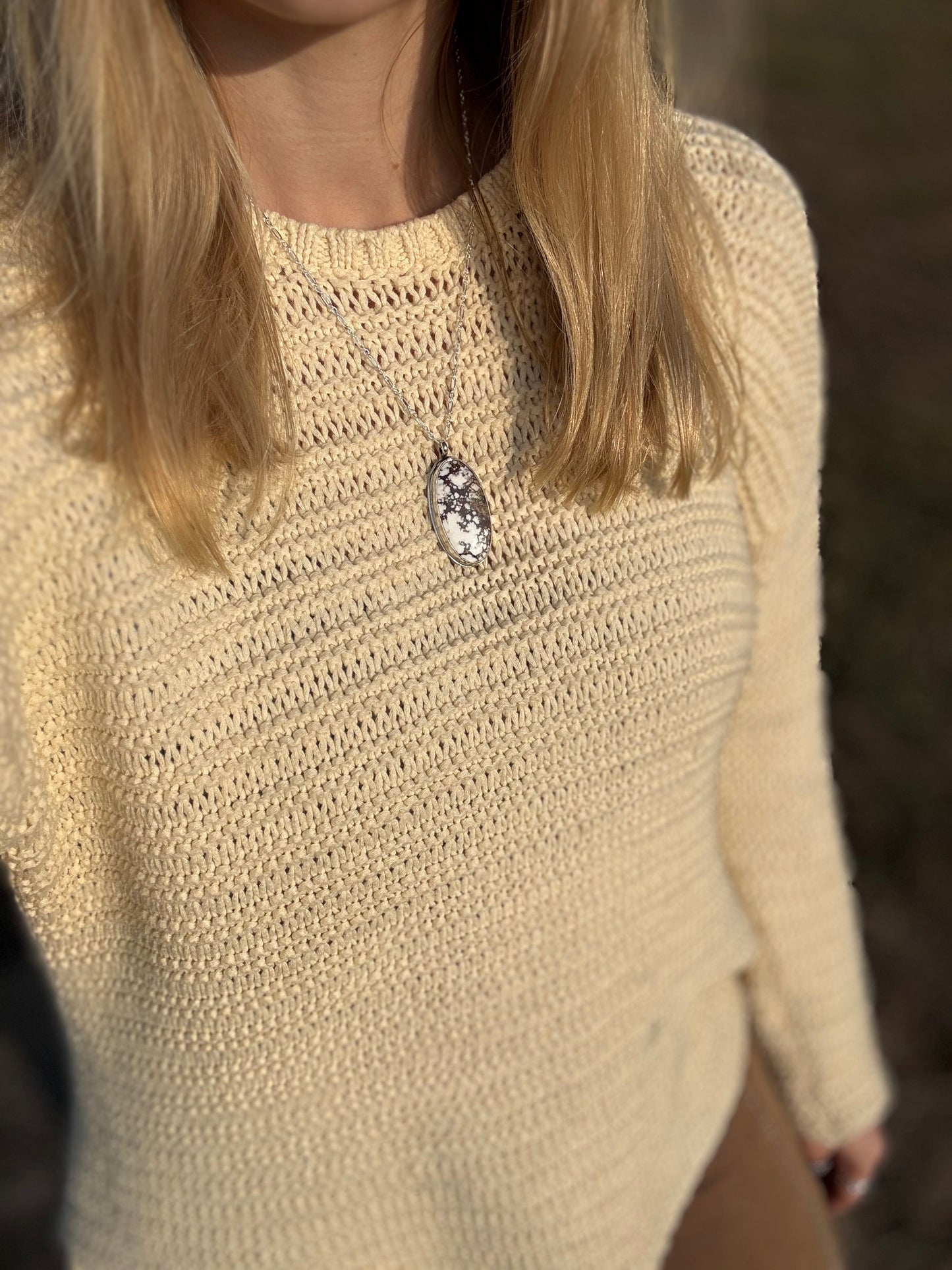 Oval Wild Horse Magnesite Necklace