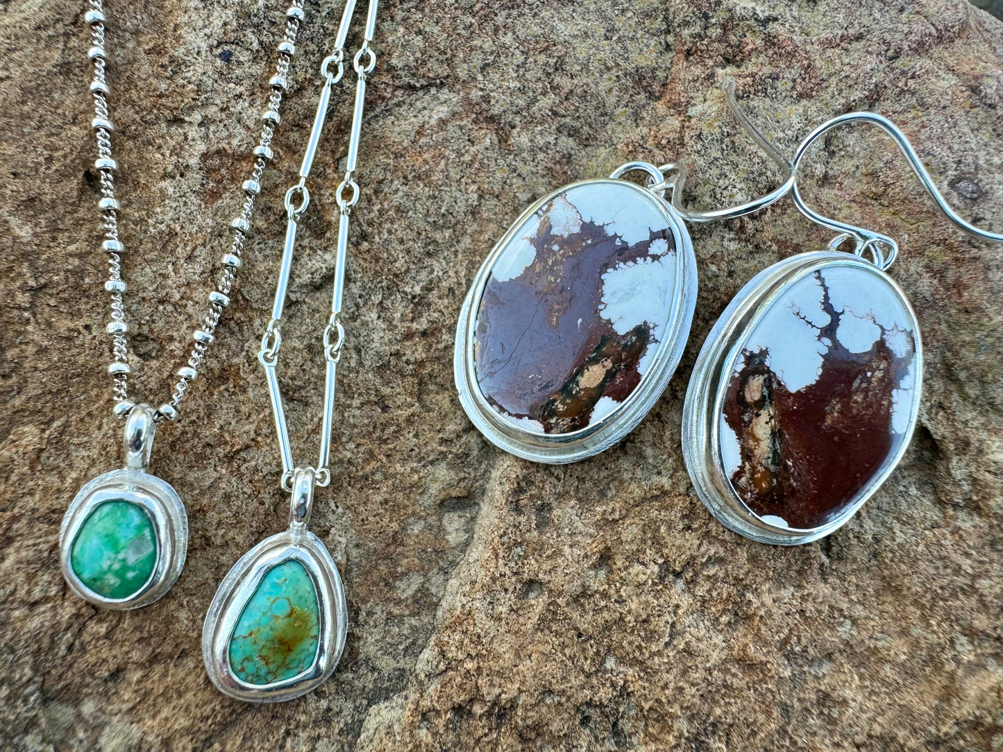 Mini turquoise necklace