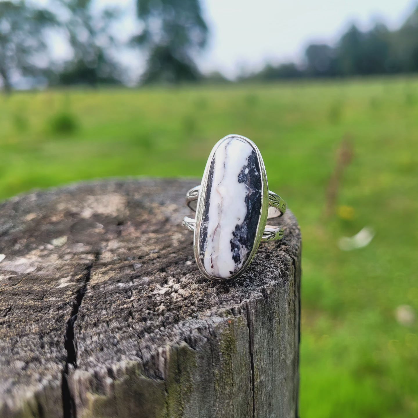White Buffalo ring size 10