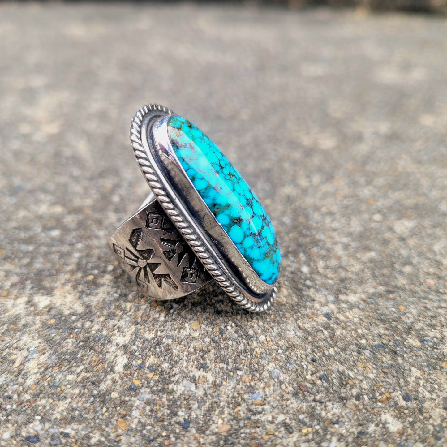 High grade Kingman turquoise ring size 6.75