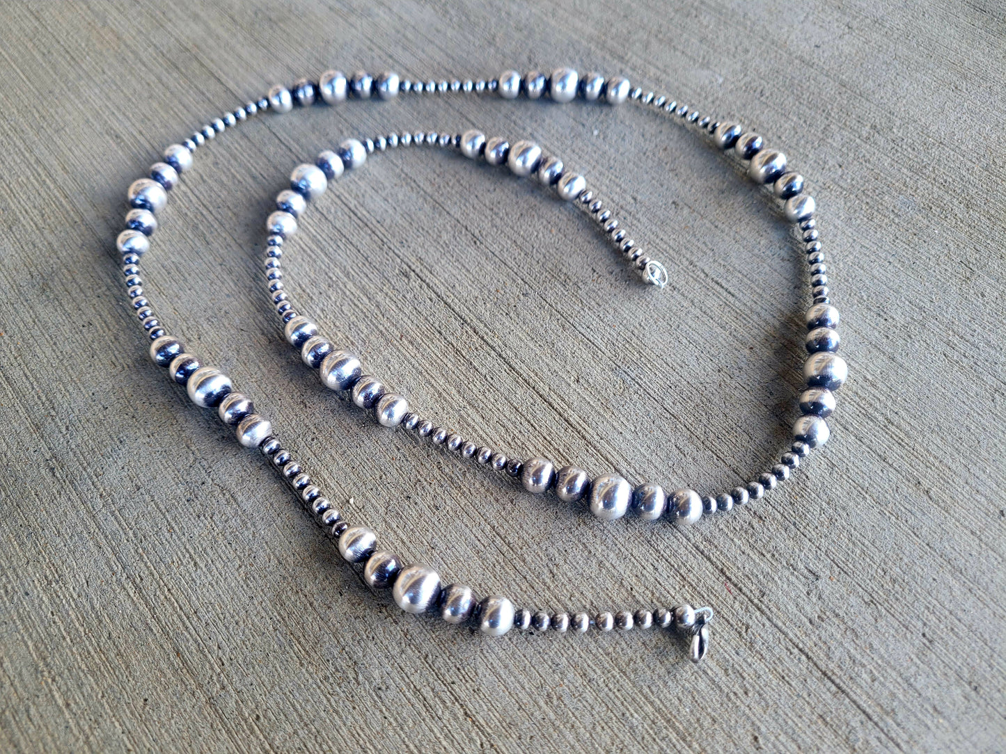 Navajo pearls style 33 inches