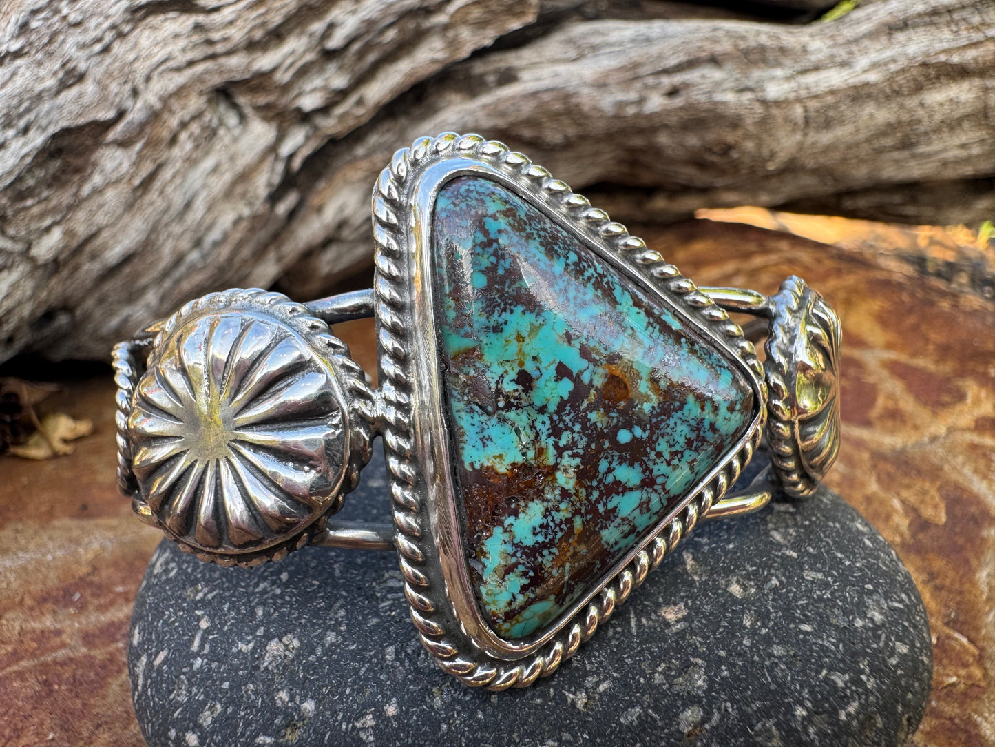 Kingman Mesa Cuff