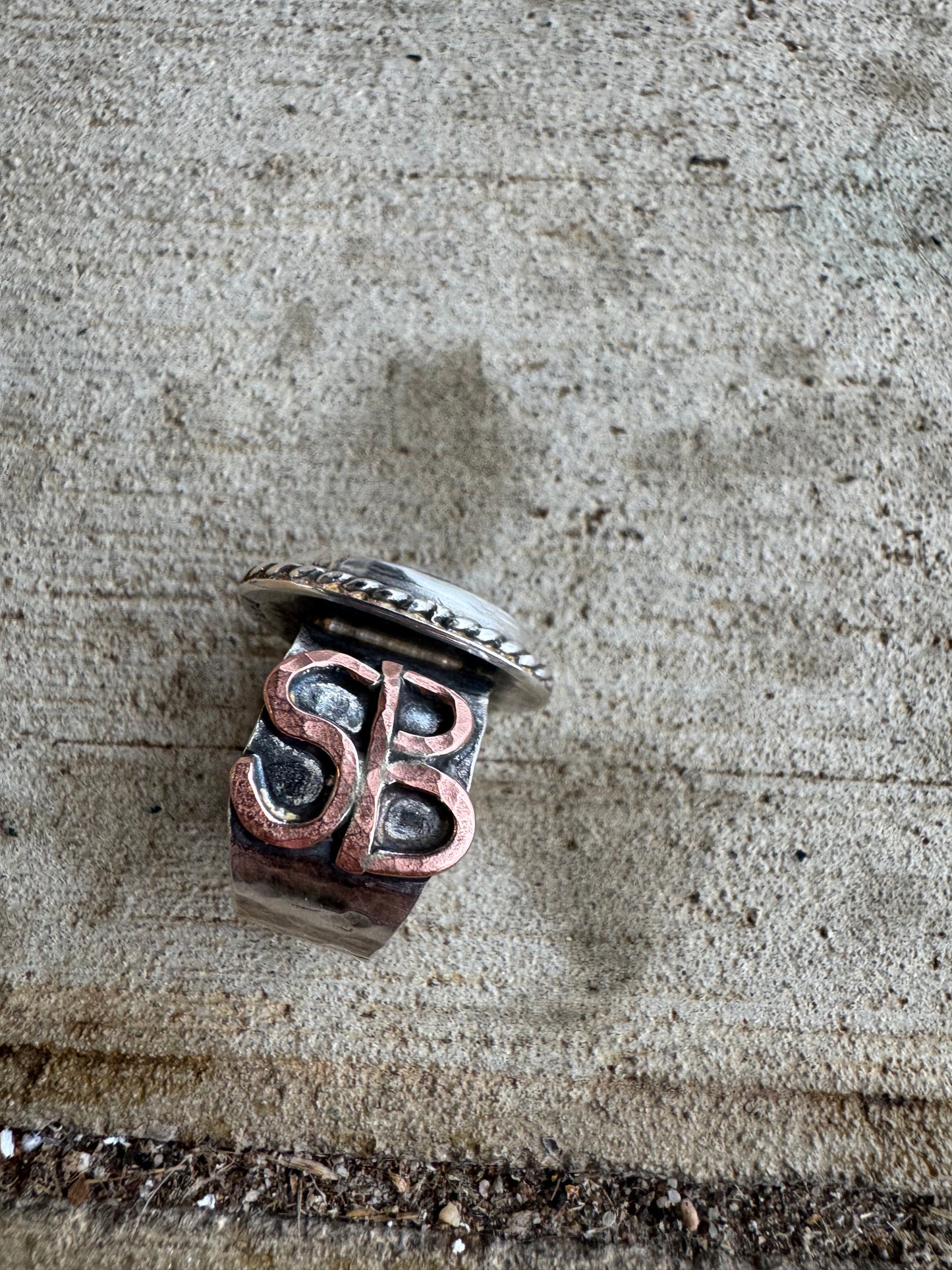 Custom initial ring for Susan
