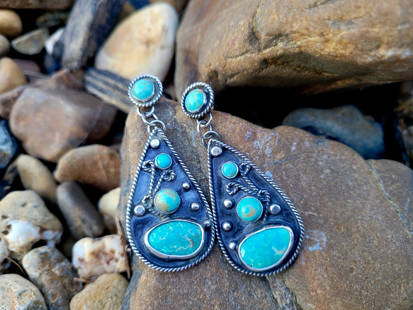 Dangle turquoise drop earrings