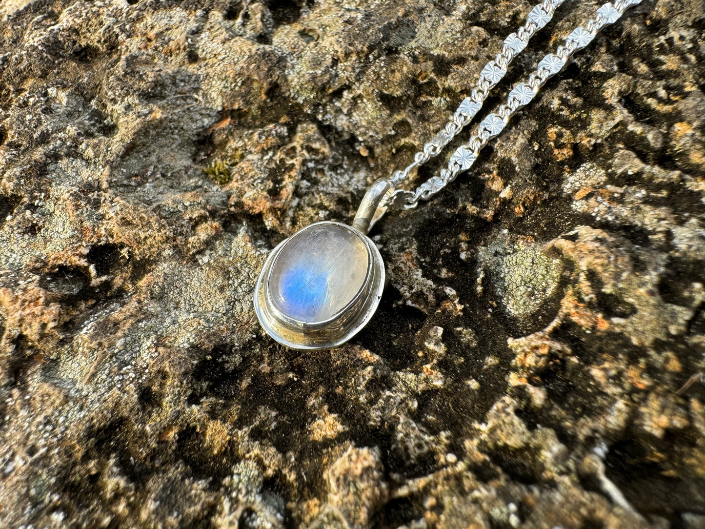 Mini Moonstone necklace