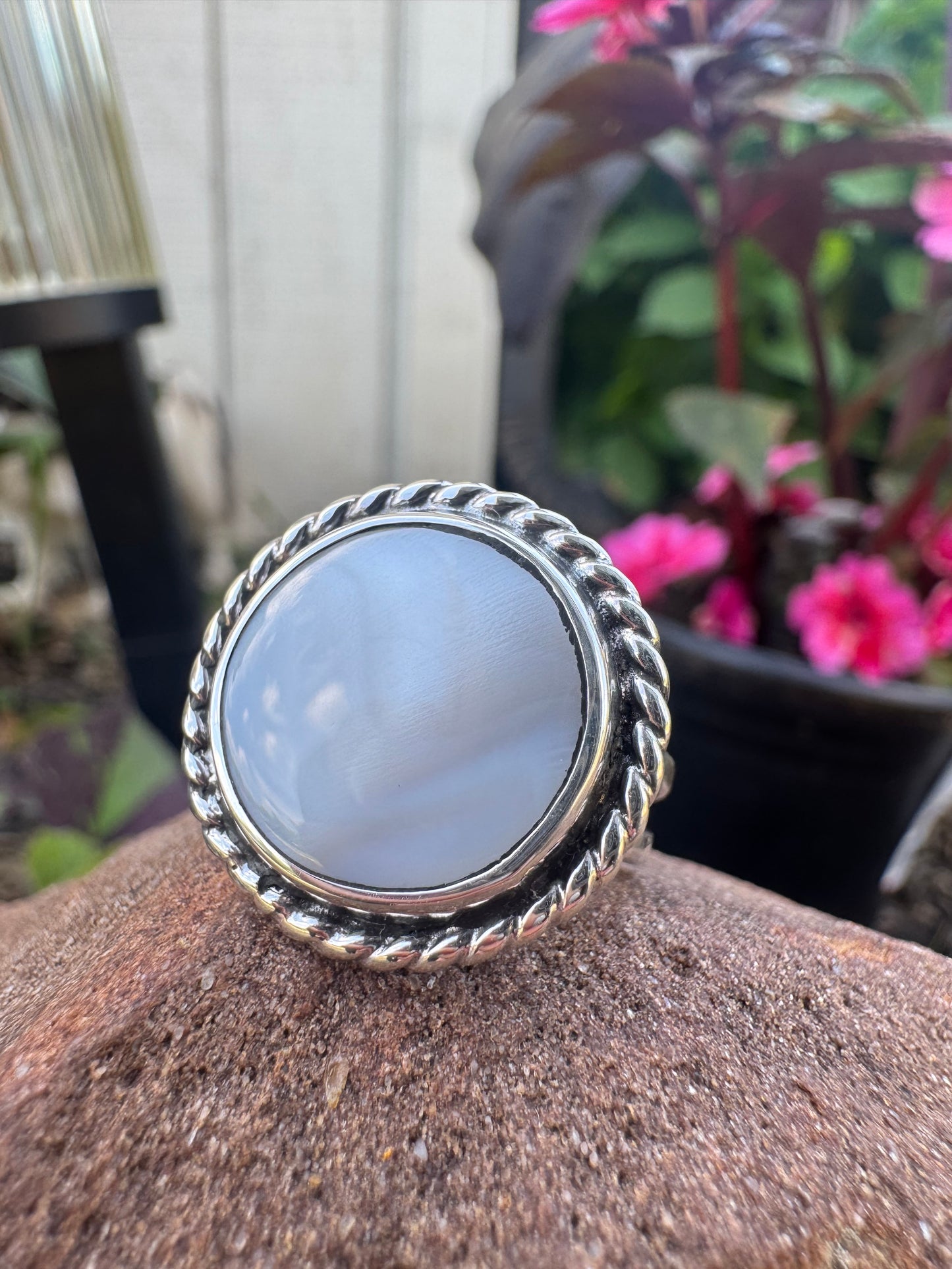 Mother of Pearl Ring size 7