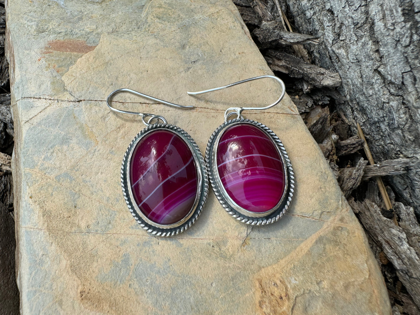 Dark fuchsia pink agate earrings