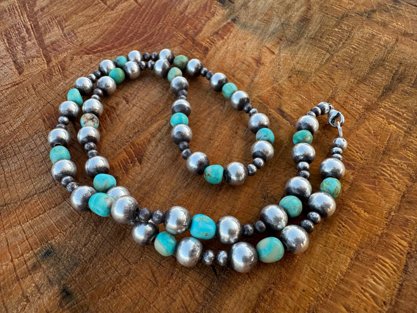 Mona Lisa Turquoise Navajo pearl necklace