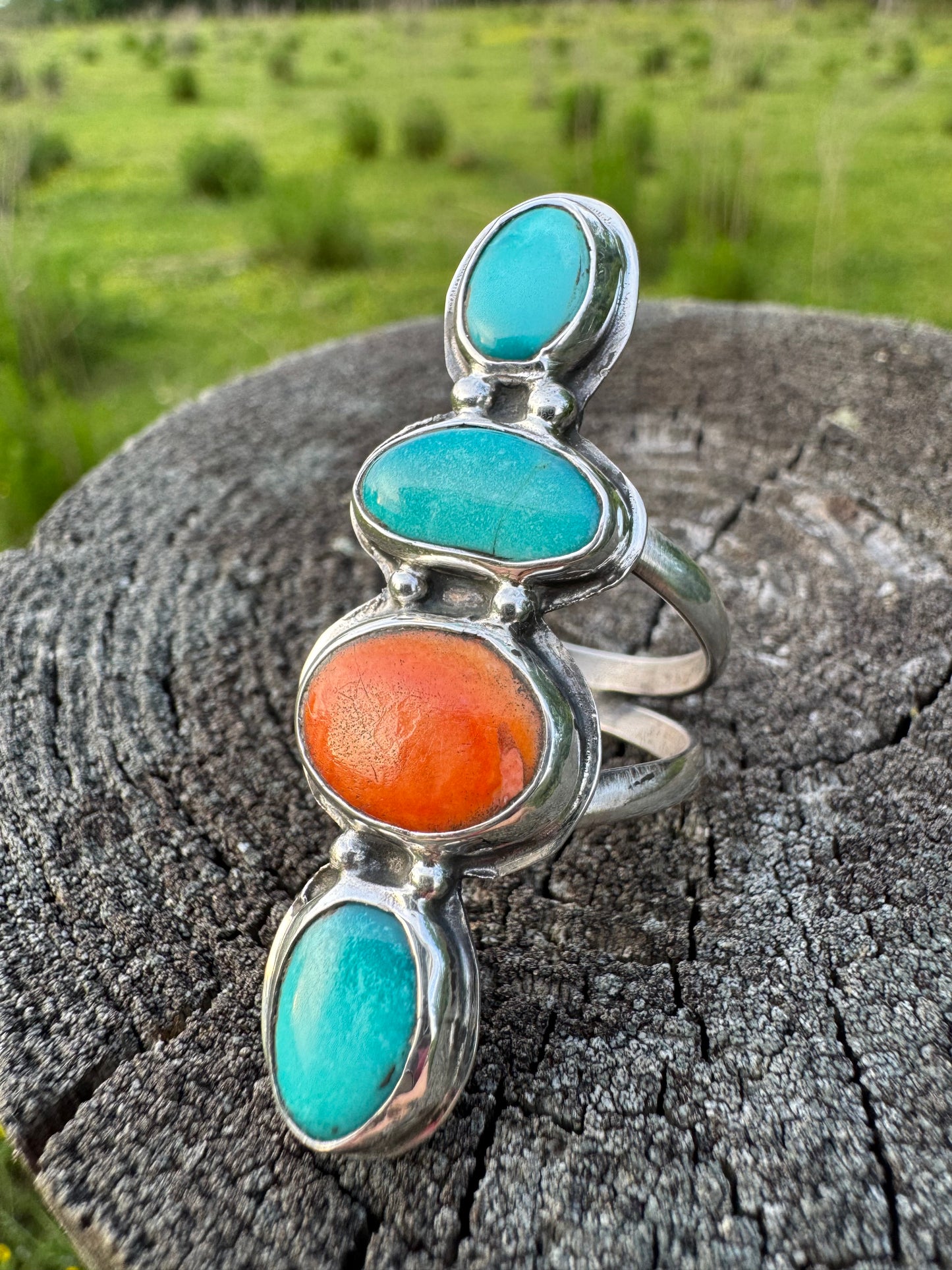 Turquoise and spiny oyster shell Ring size 9