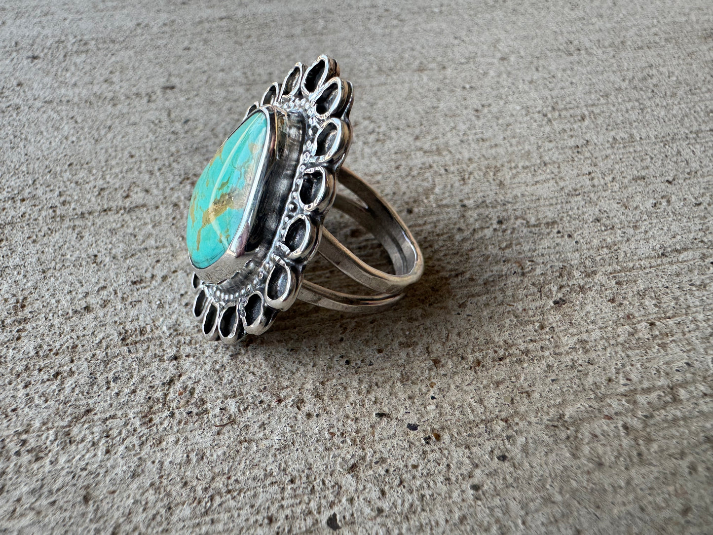 Tyrone Turquoise Flower Ring size 9