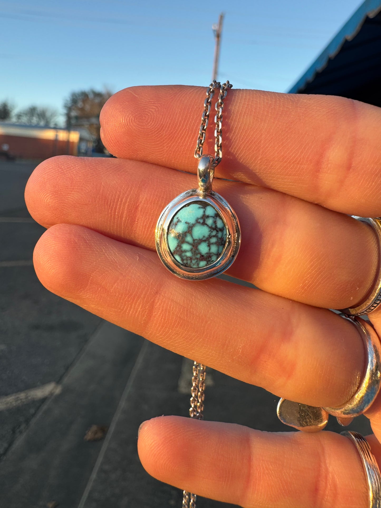 Dainty high grade Kingman turquoise necklace