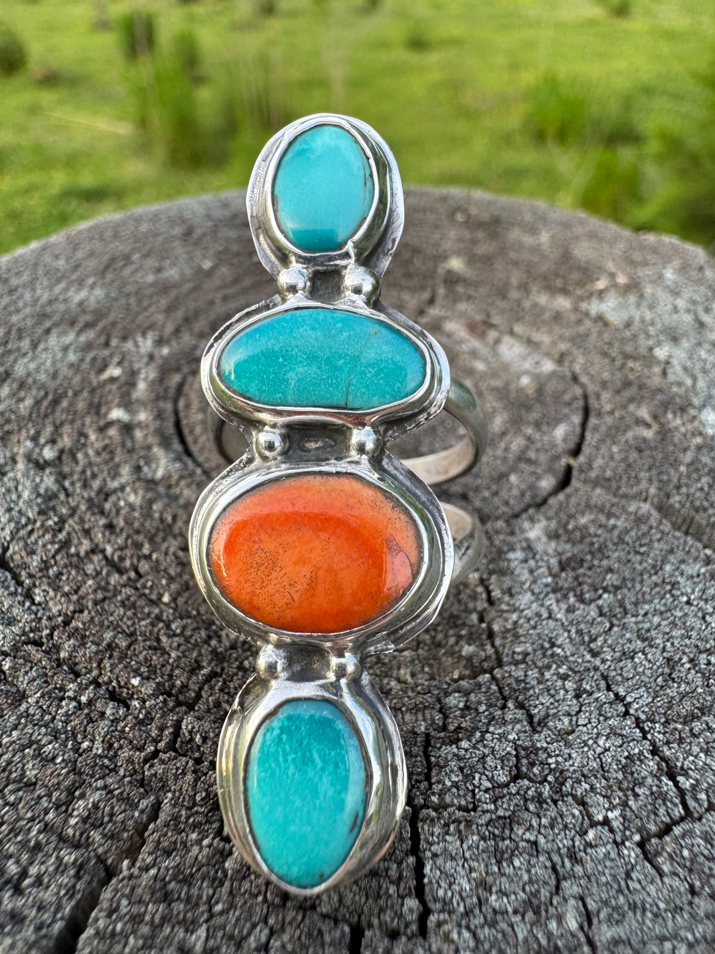 Turquoise and spiny oyster shell Ring size 9