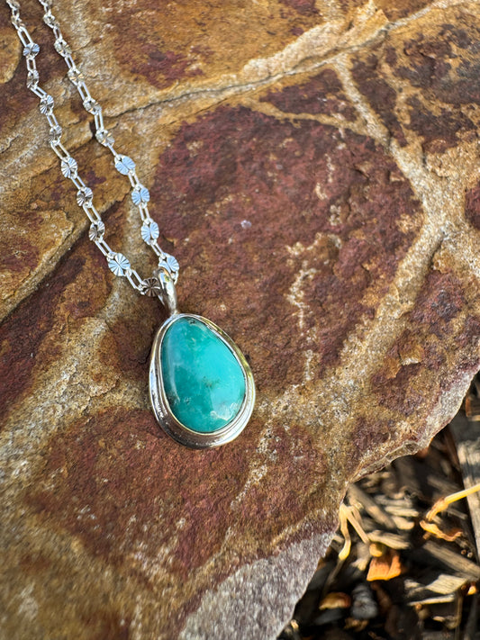 Campitos Dainty Pendant with Sparkle chain