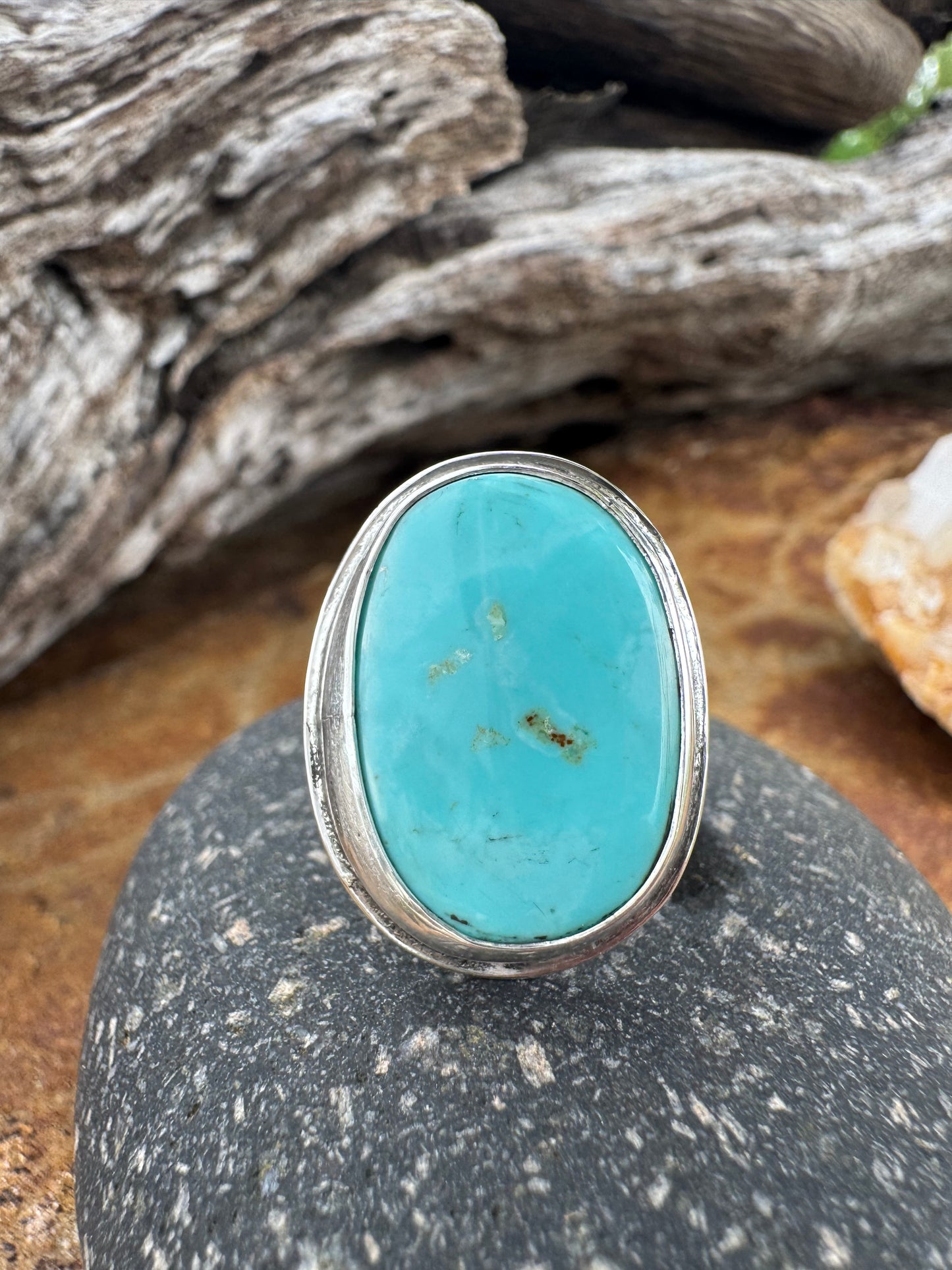 Size 7 oval turquoise ring