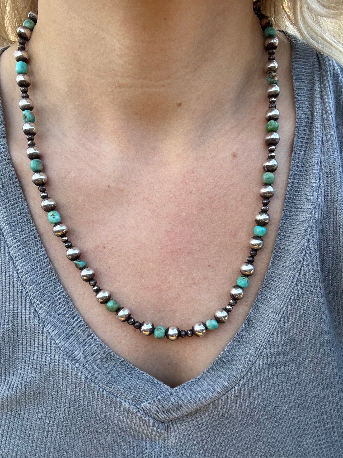 Mona Lisa Turquoise Navajo pearl necklace