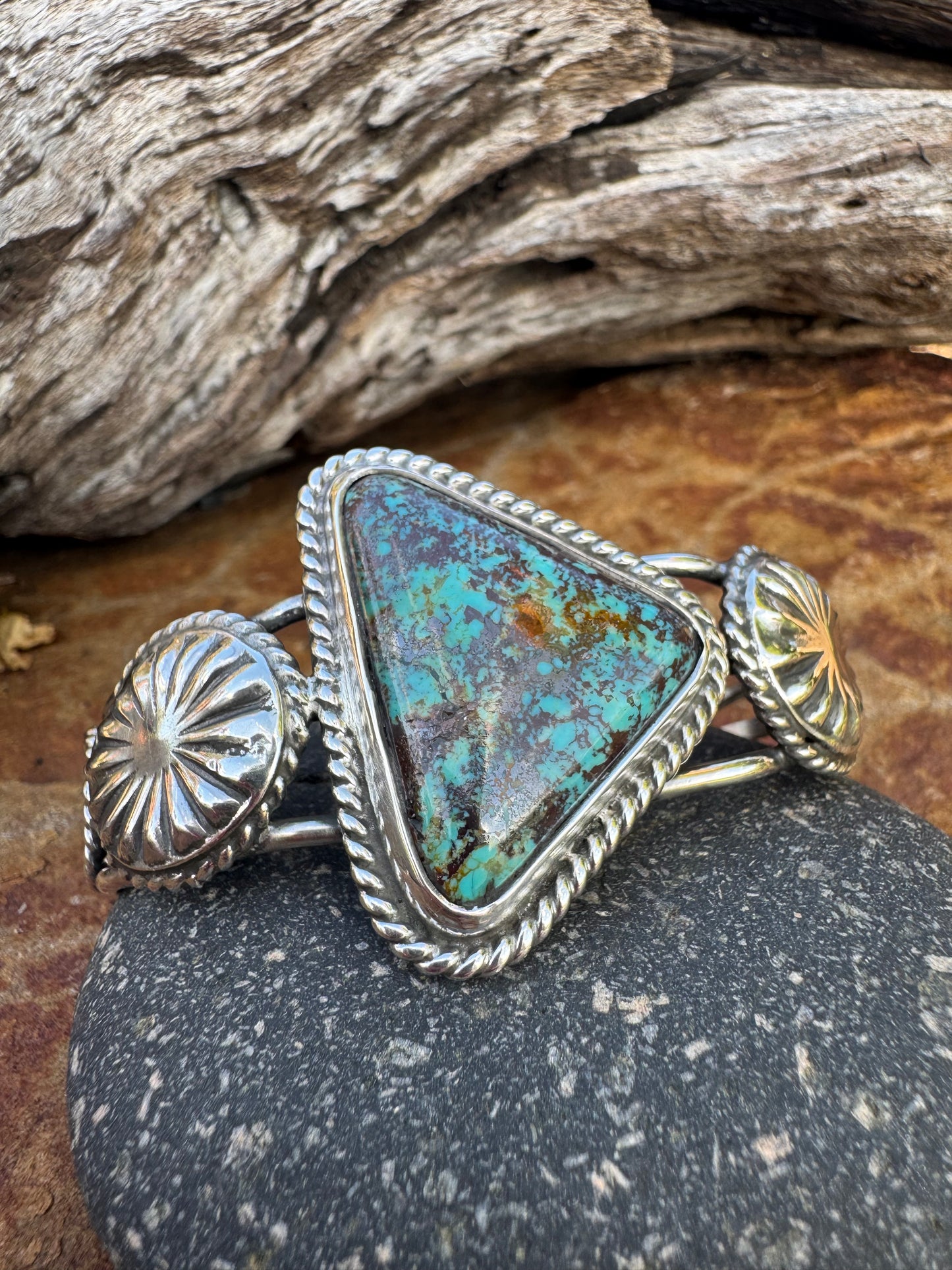 Kingman Mesa Cuff