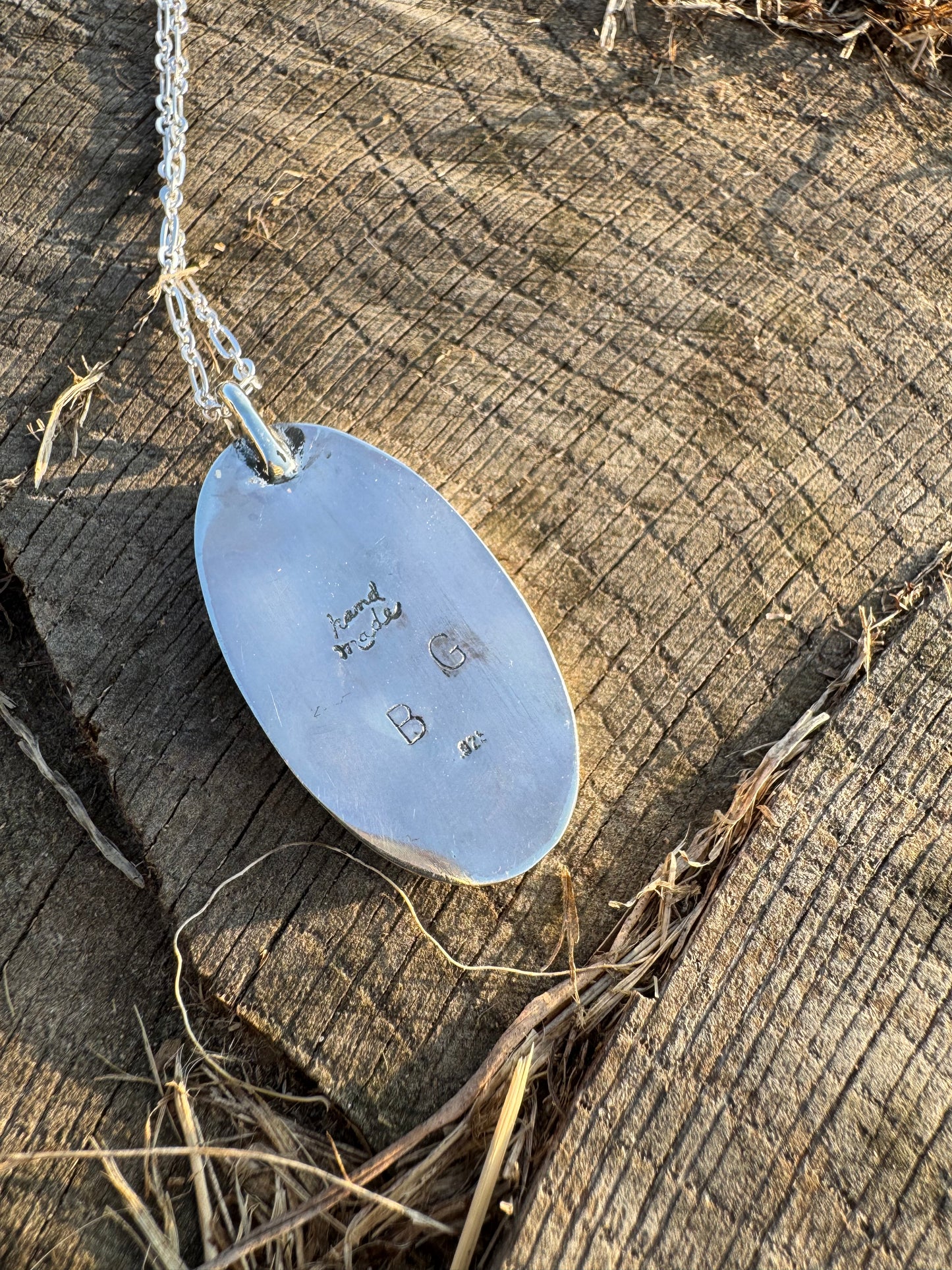 Oval Wild Horse Magnesite Necklace