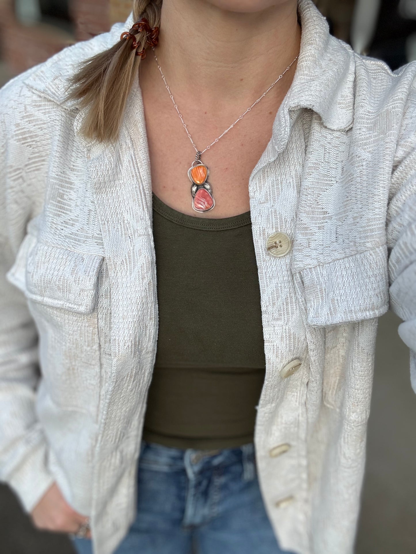 Two tone spiny oyster necklace