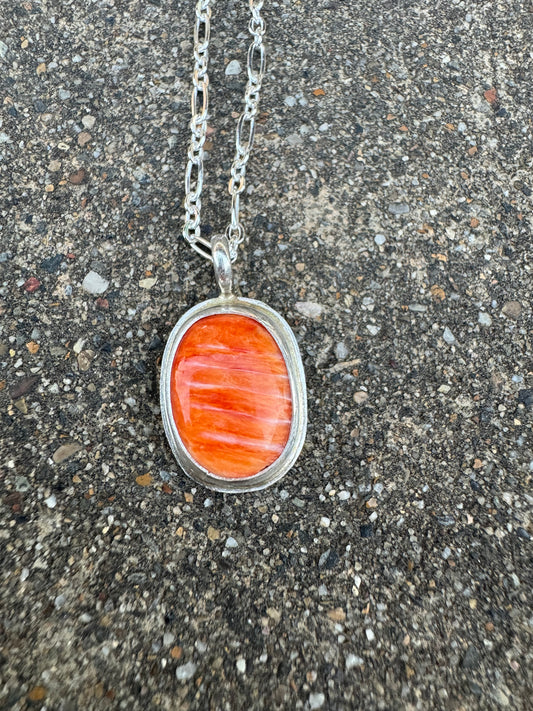 Spiny oyster Dainty Pendant