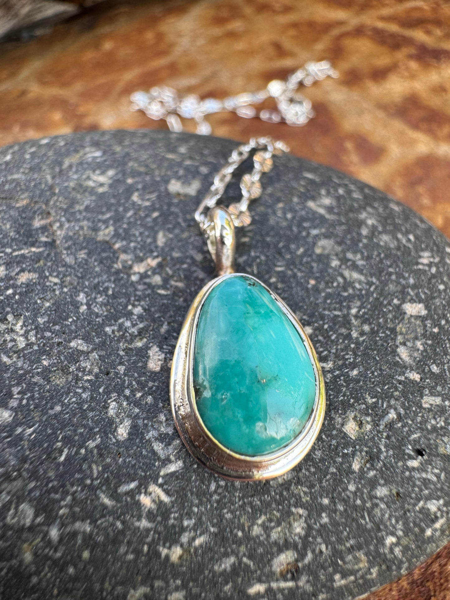 Campitos Dainty Pendant with Sparkle chain