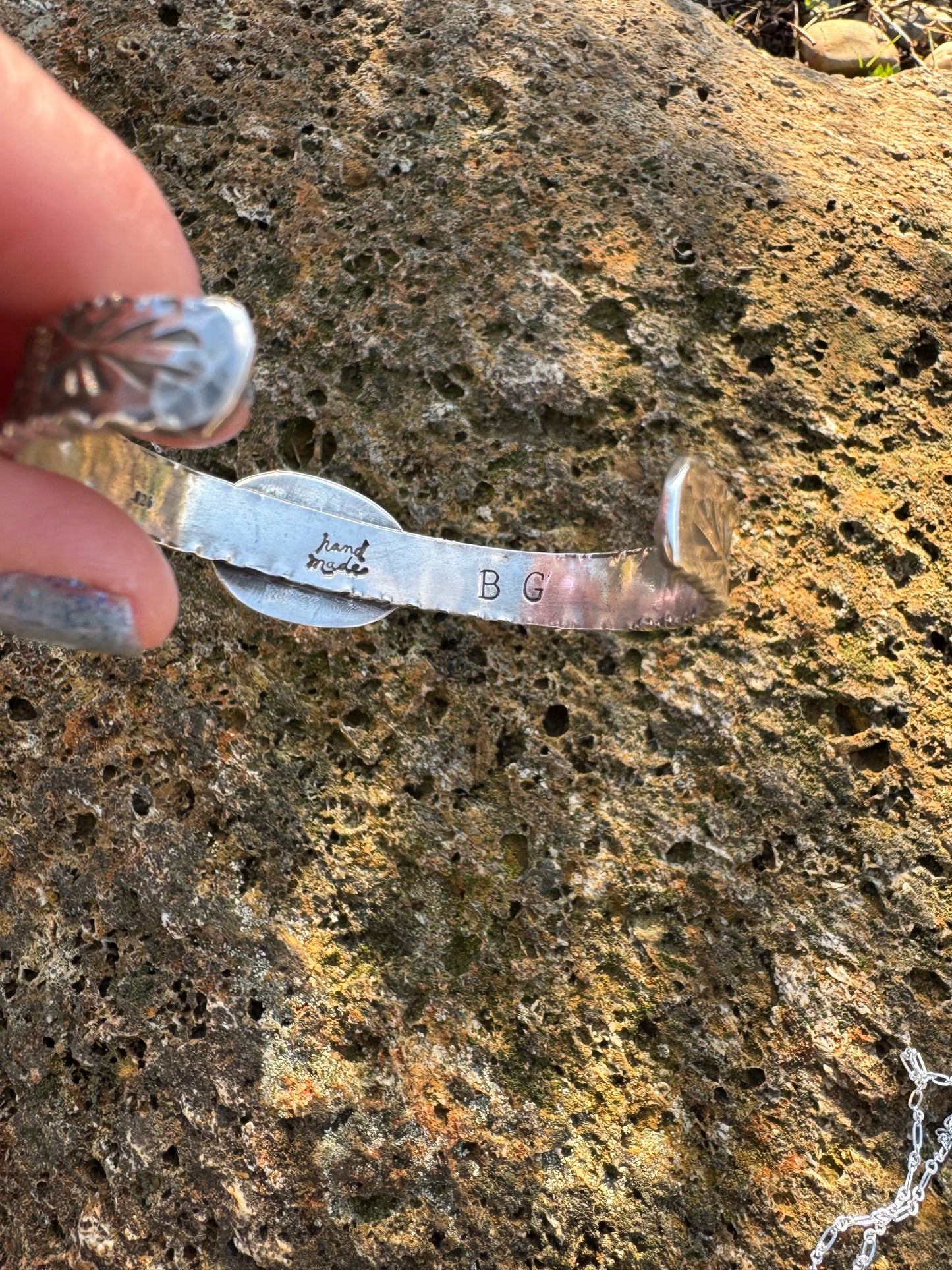 Red Spiny oyster cuff