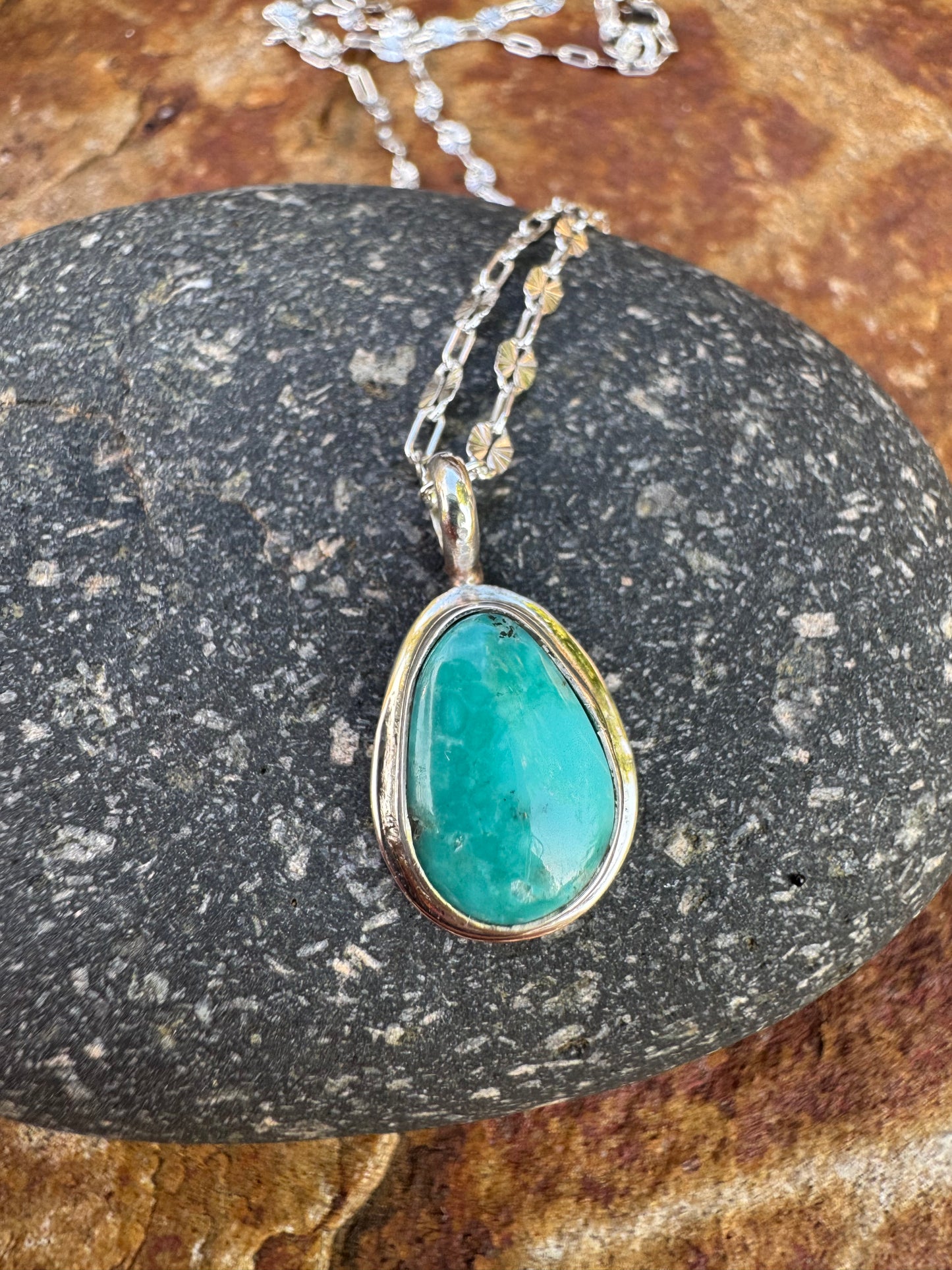 Campitos Dainty Pendant with Sparkle chain