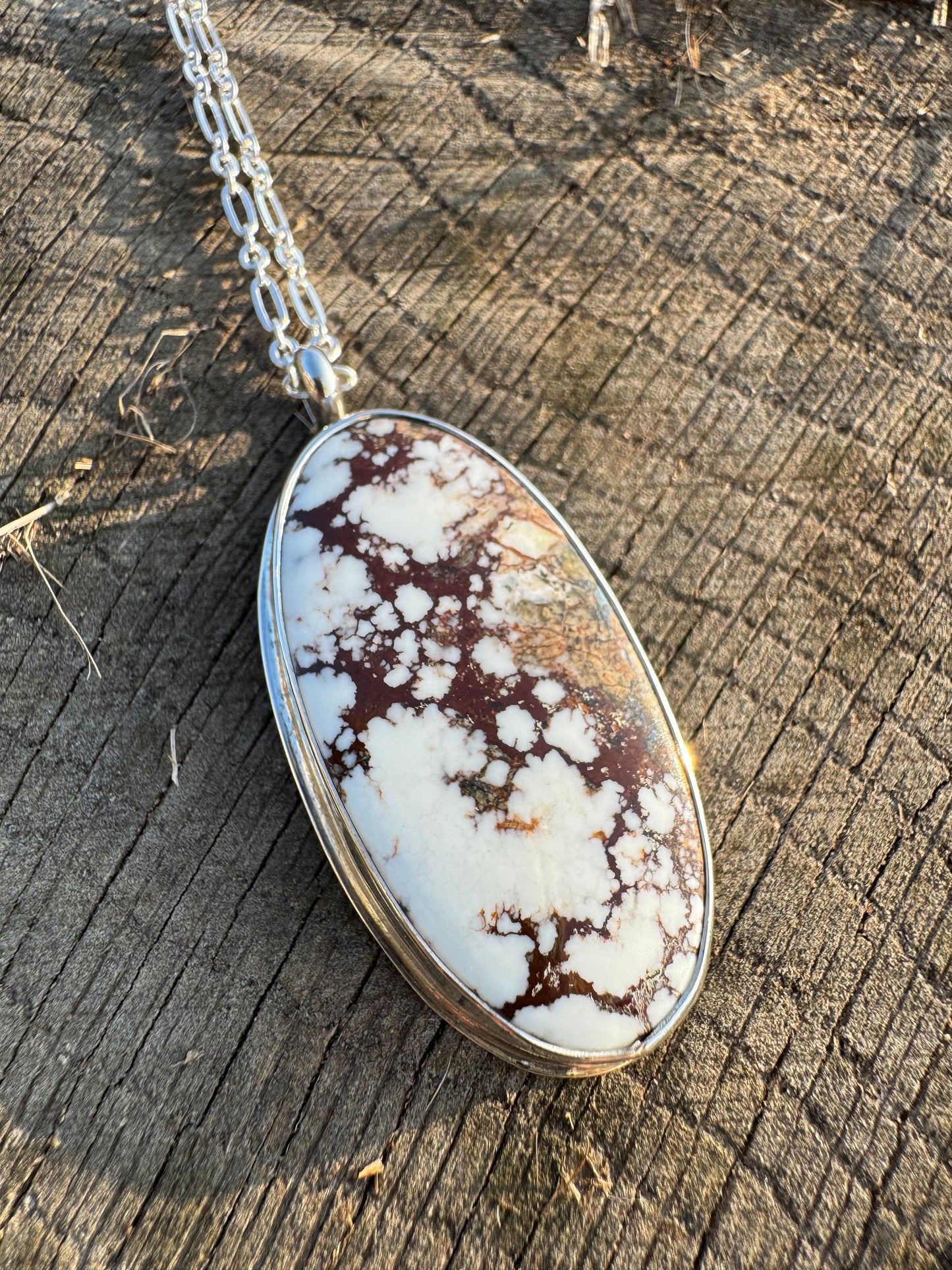 Oval Wild Horse Magnesite Necklace
