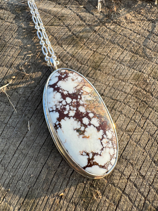 Oval Wild Horse Magnesite Necklace