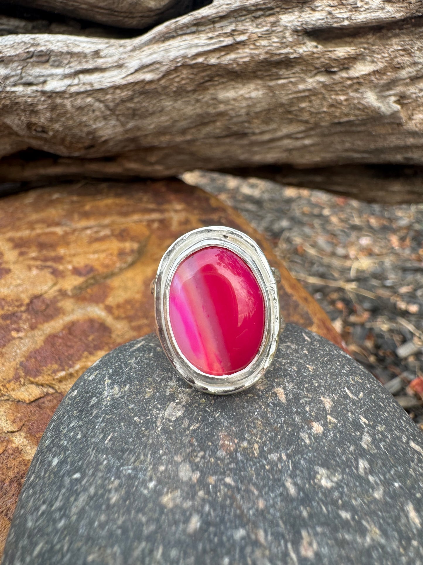 Fuschia pink agate ring size 9